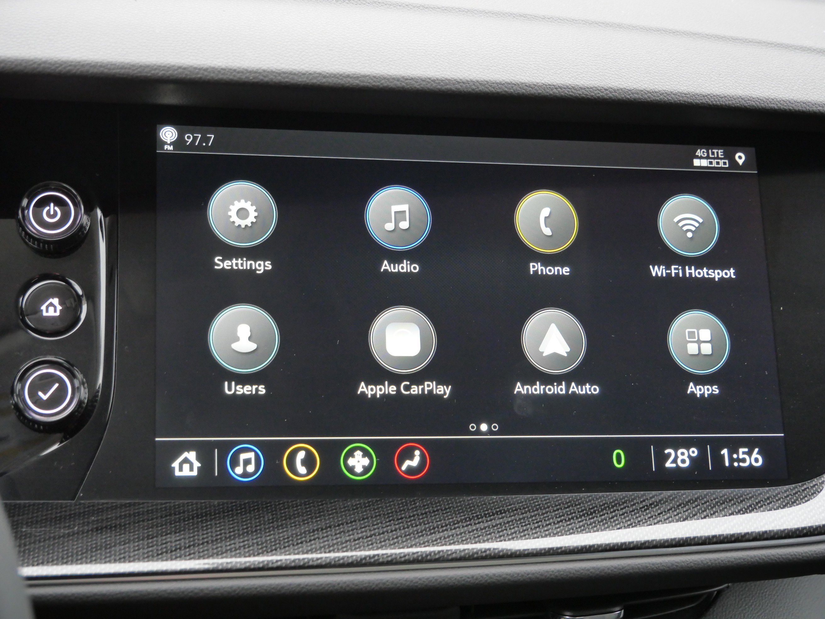 Used 2023 Buick Envision Essence image 21