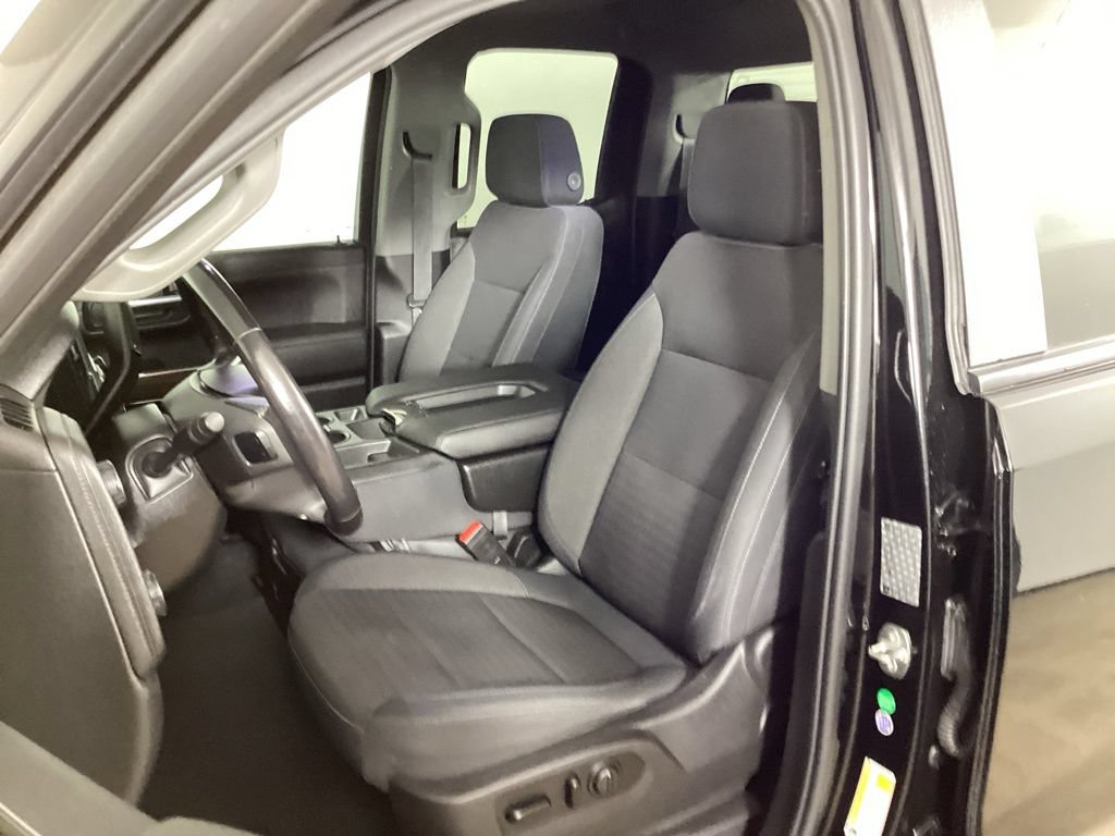 Used 2019 Chevrolet Silverado 1500 LT w/ All-Star Edition AWD/4WD image 24