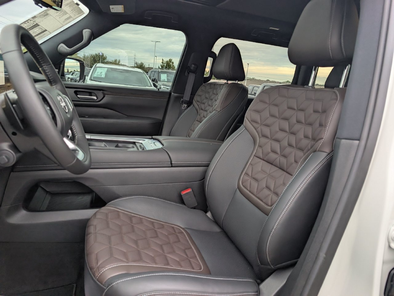 New 2026 Nissan Armada Platinum AWD/4WD image 19