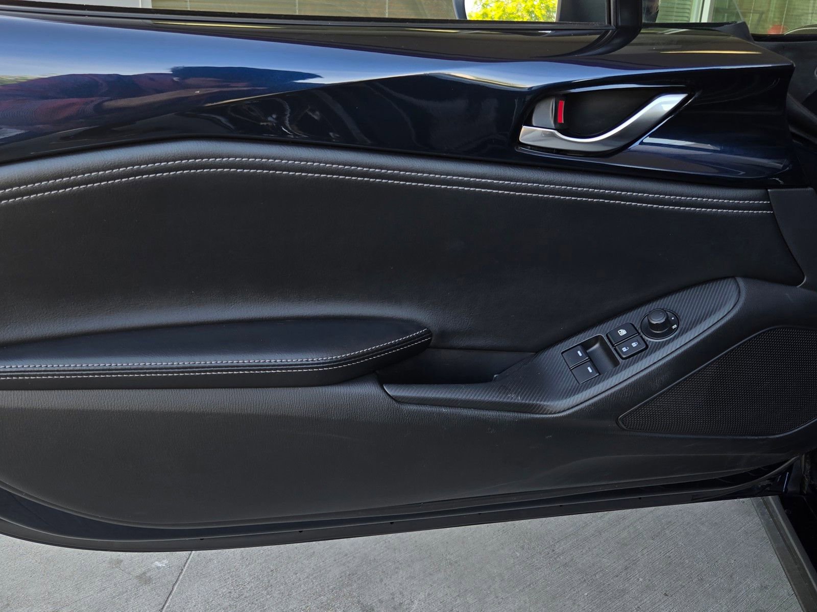 Used 2025 MAZDA MX-5 Miata RF Grand Touring RWD image 10