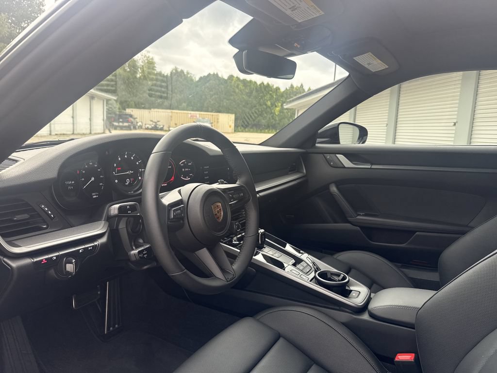 Used 2024 Porsche 911 Carrera S RWD image 10