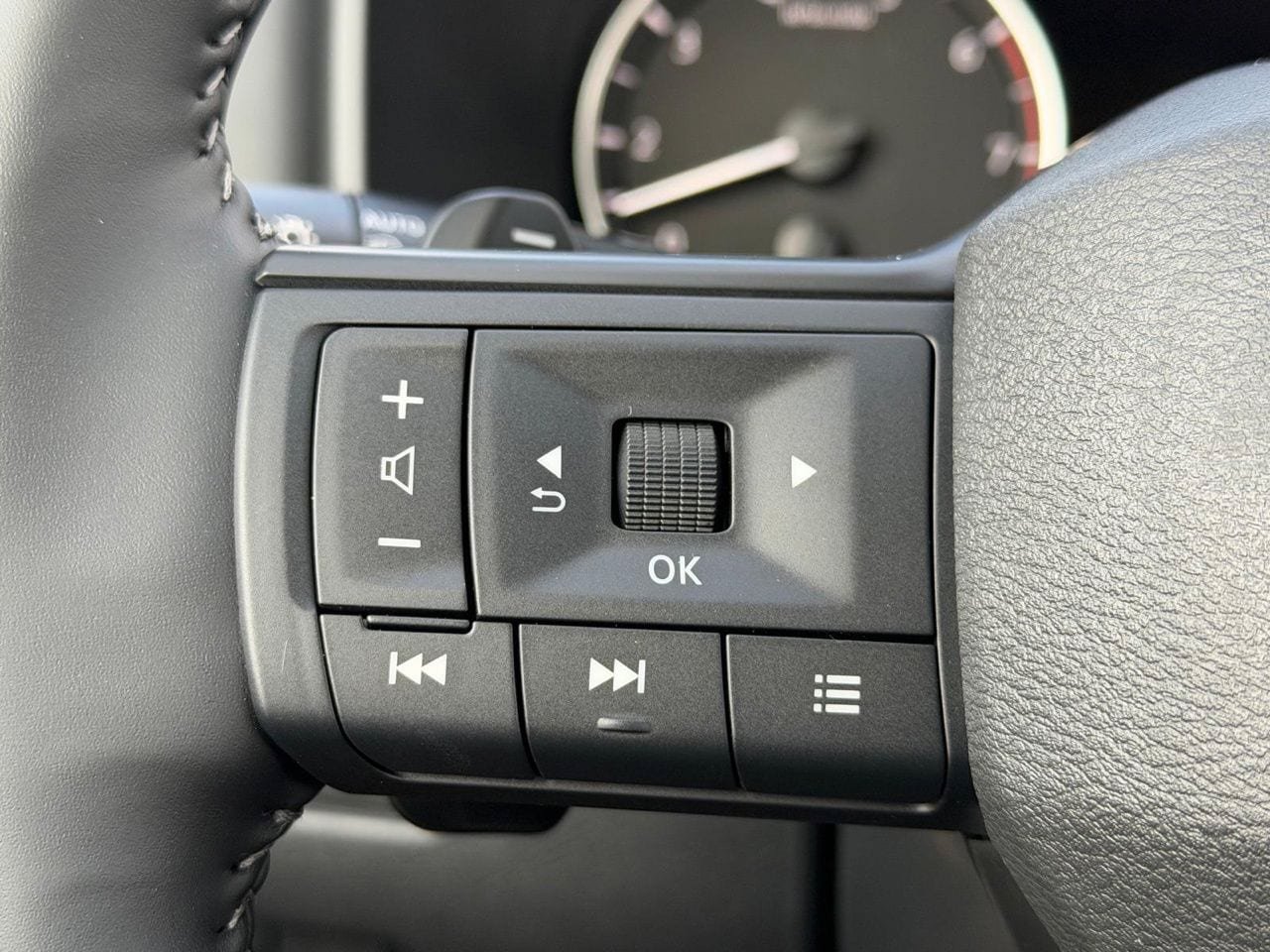 New 2026 Nissan Rogue Dark Armor FWD image 24
