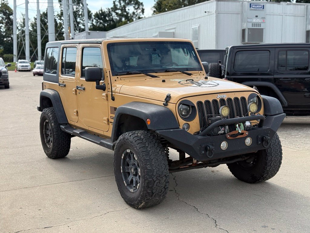 Used 2014 Jeep Wrangler Unlimited Sport w/ Max Tow Package AWD/4WD image 4