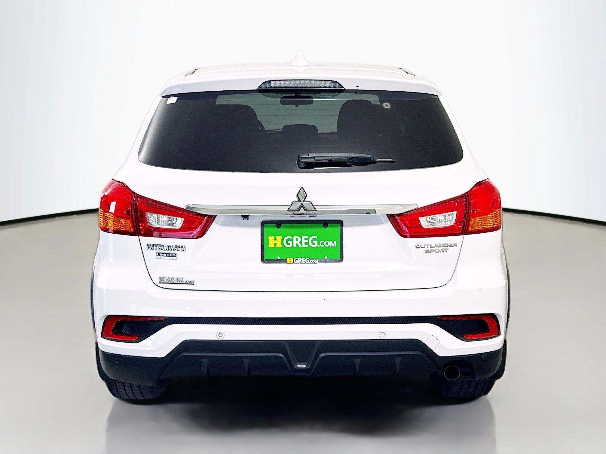 Used 2018 Mitsubishi Outlander Sport ES FWD image 8