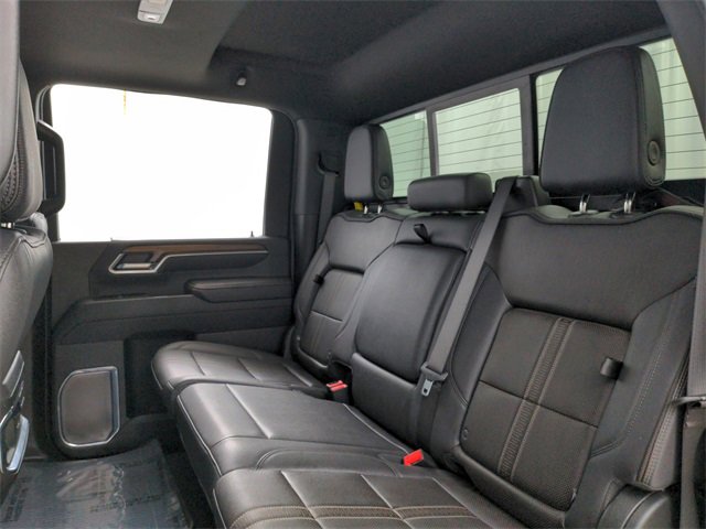 Used 2024 Chevrolet Silverado 3500 High Country image 38