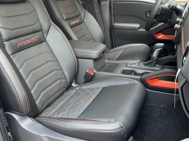 New 2026 Nissan Frontier PRO-4X w/ Pro-4x Convenience Package AWD/4WD image 17