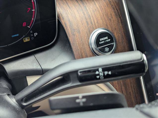 Used 2023 Mercedes-Benz GLC 300 image 12