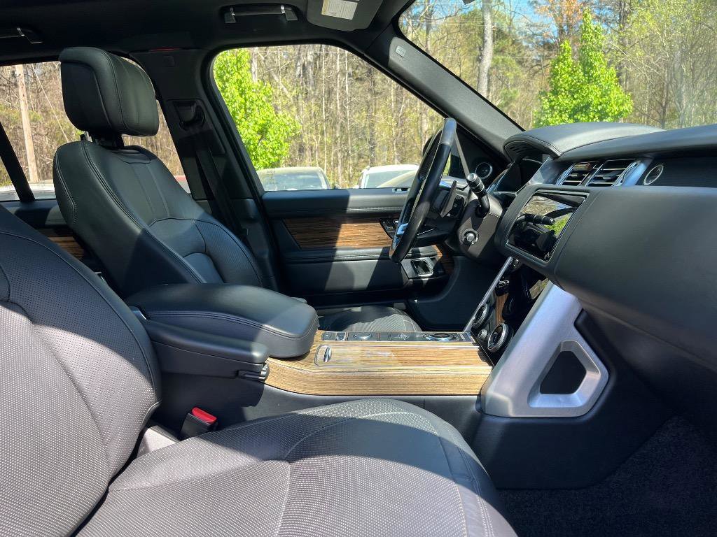 Used 2018 Land Rover Range Rover Supercharged image 39