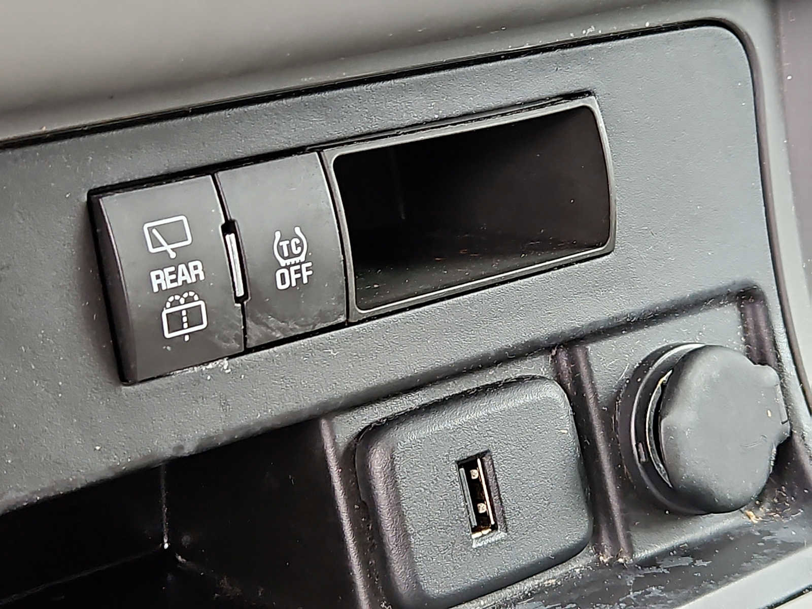 Used 2015 Chevrolet Traverse LS FWD image 25