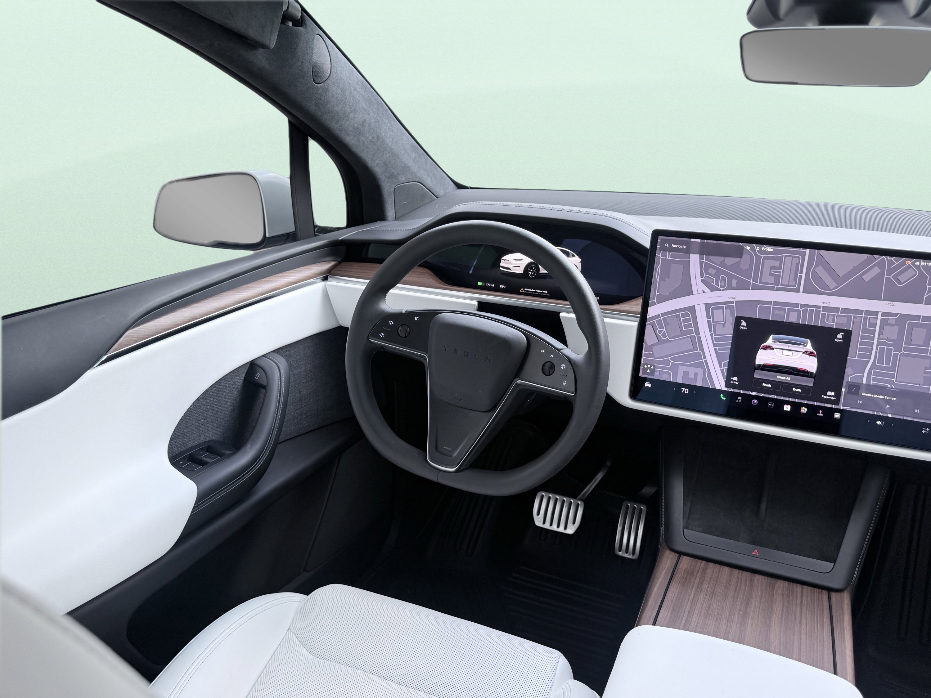 Used 2025 Tesla Model X Long Range image 56