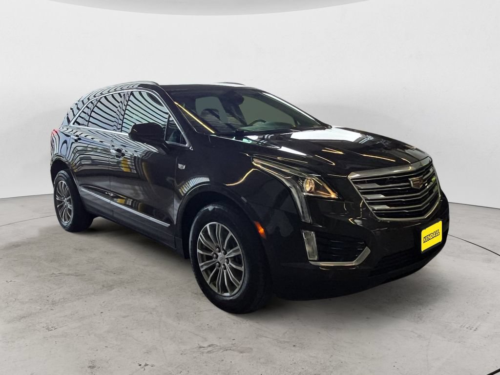 Used 2018 Cadillac XT5 Luxury w/ Driver Awareness Package AWD/4WD image 3