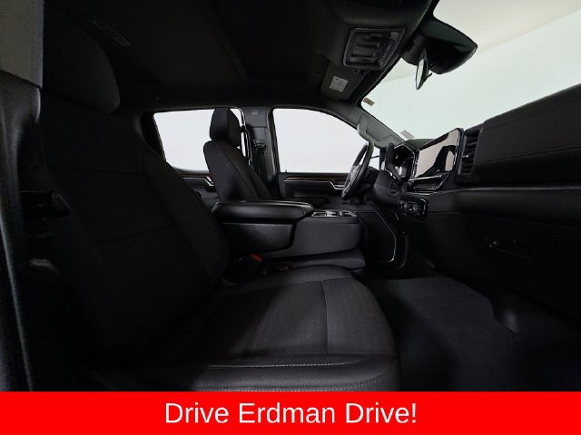 Used 2026 Chevrolet Silverado 1500 LT AWD/4WD image 24