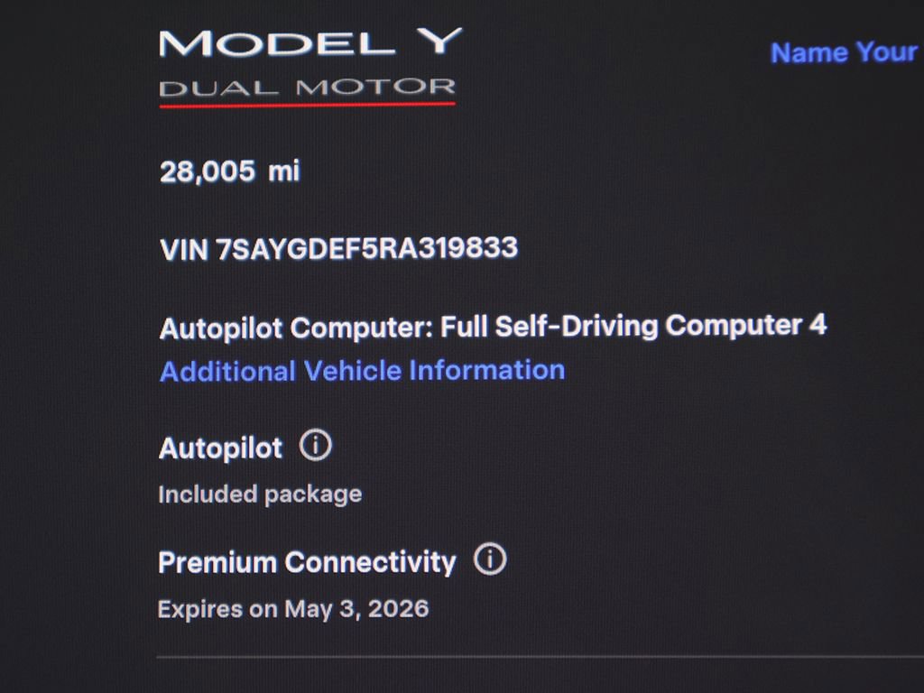 Used 2024 Tesla Model Y Performance AWD/4WD image 40