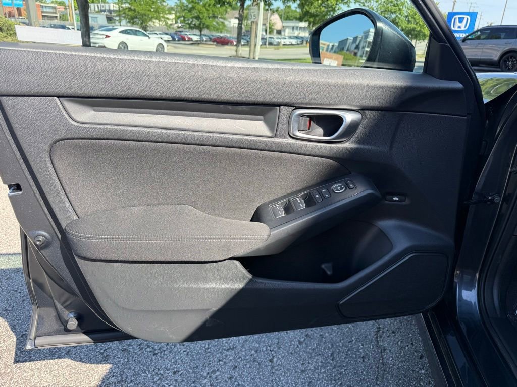 Used 2023 Honda Civic LX image 12