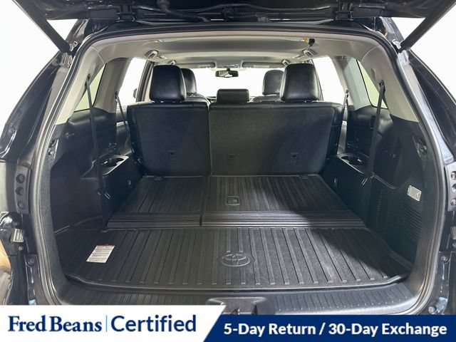 Used 2016 Toyota Highlander XLE AWD/4WD image 12