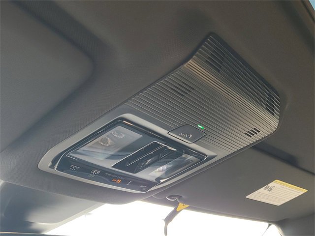 New 2026 Volkswagen Atlas Cross Sport SE image 31