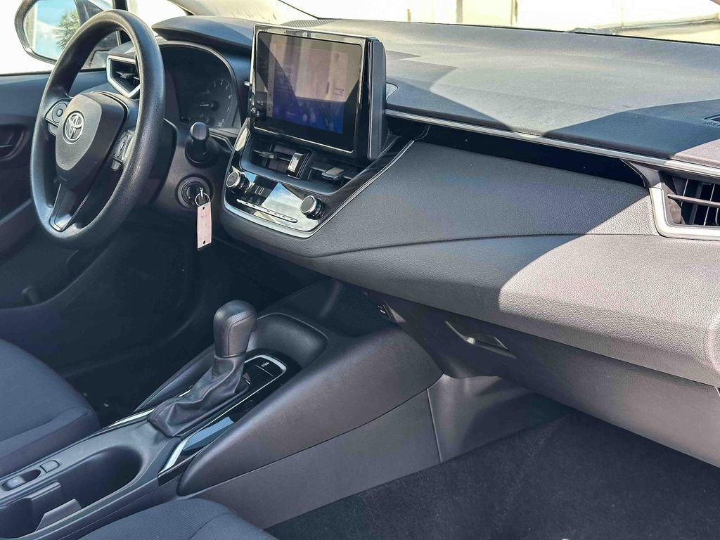 Used 2024 Toyota Corolla LE image 20
