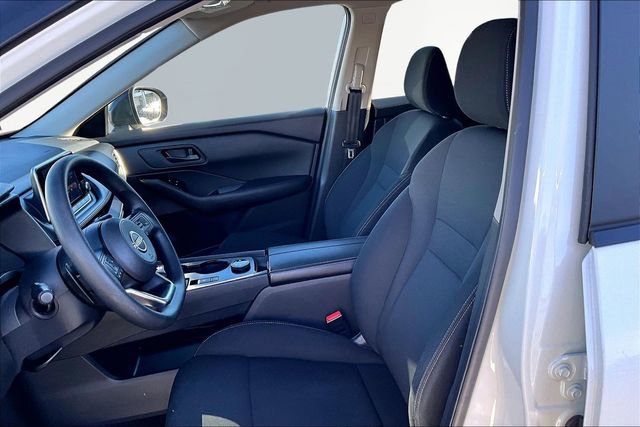 Used 2024 Nissan Rogue S image 15