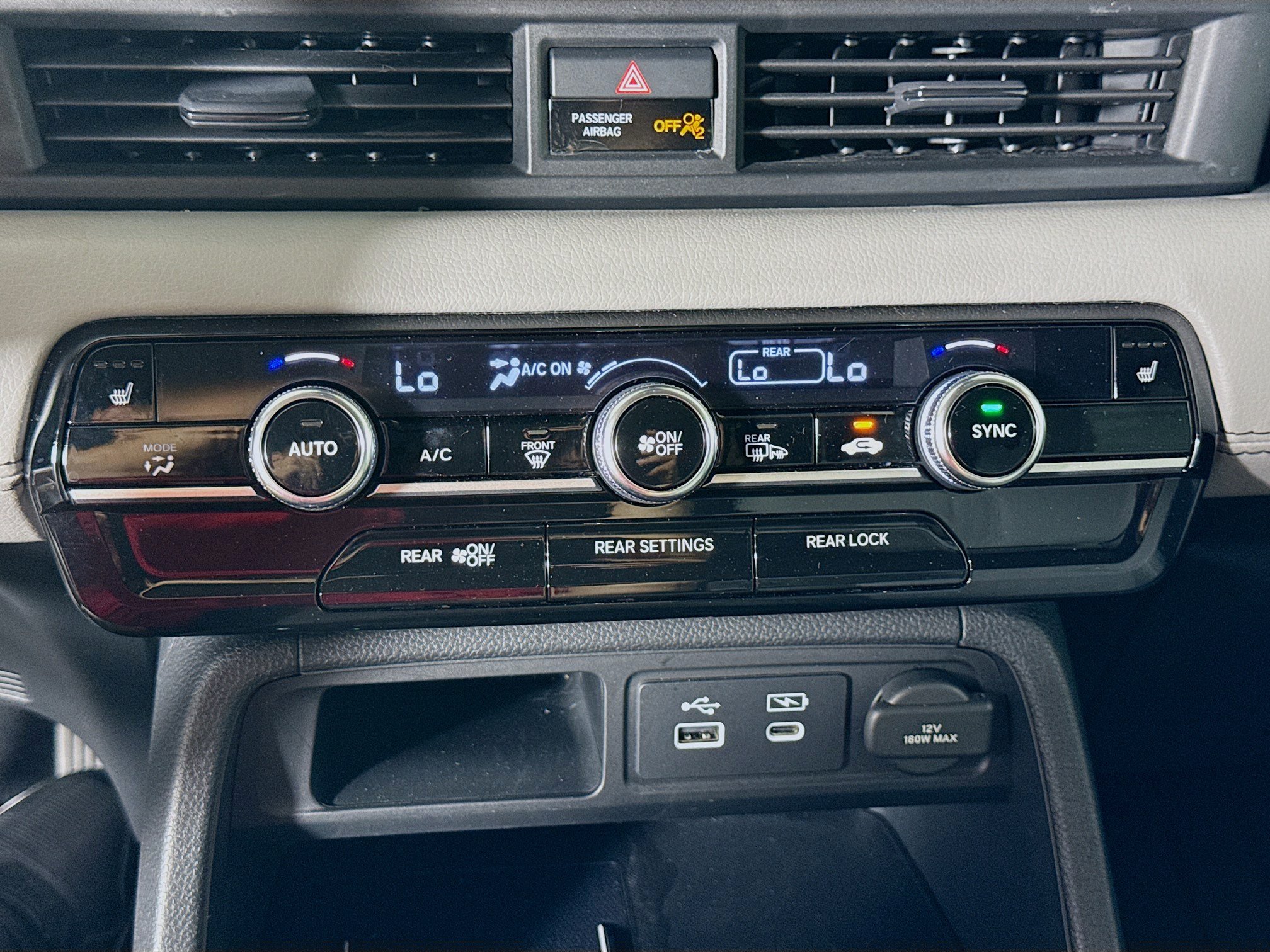 Used 2025 Honda Pilot EX-L image 16