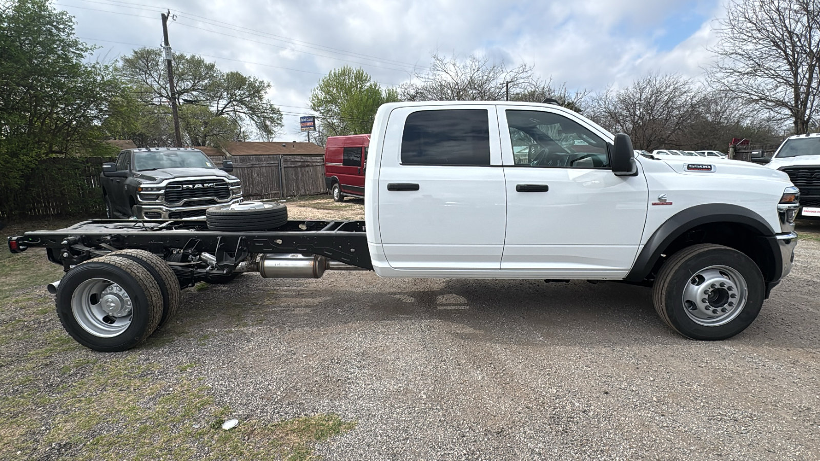 New 2026 RAM 5500 Tradesman w/ Chrome Appearance Group image 4