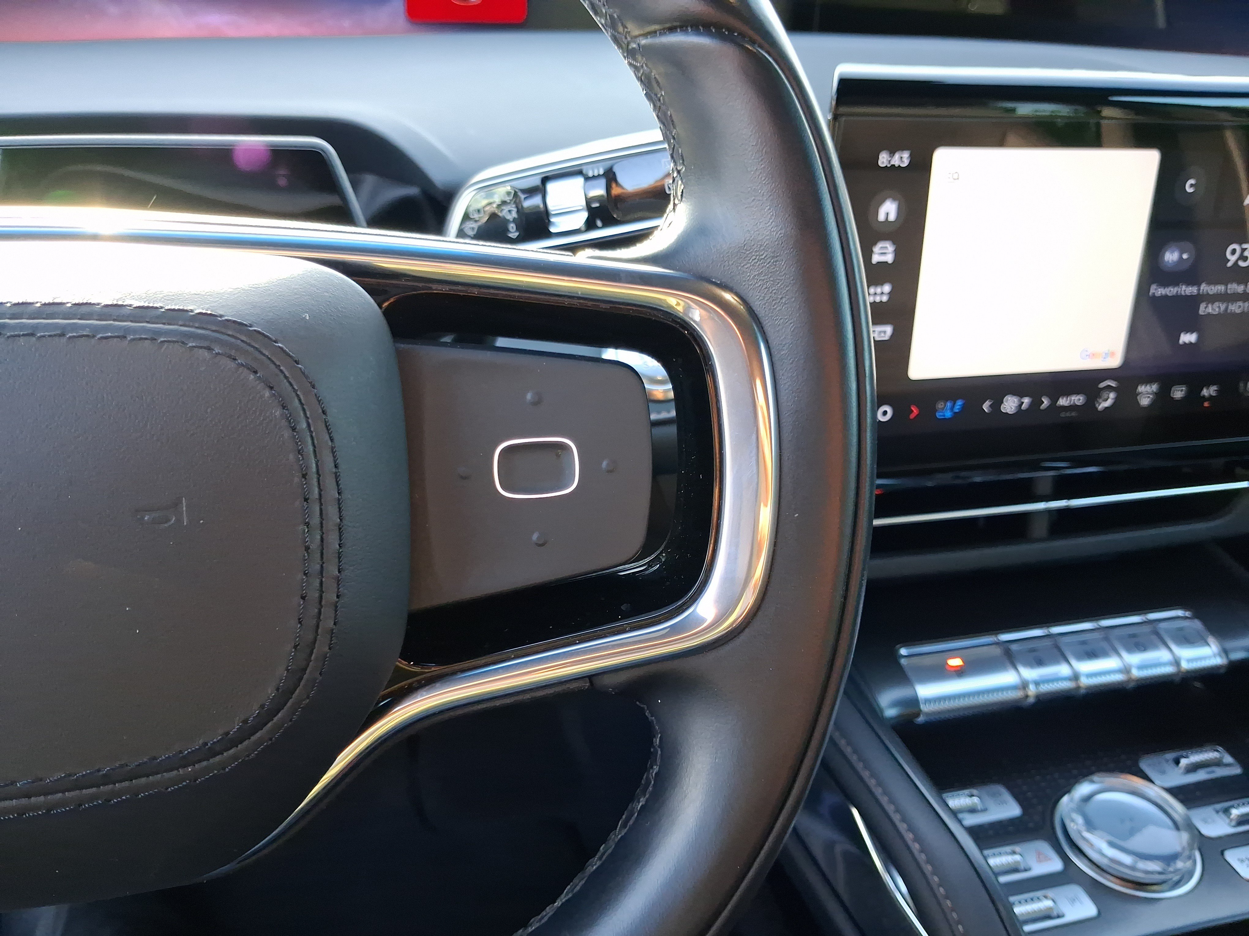 Certified 2024 Lincoln Nautilus Reserve w/ Jet Appearance Package (87T) AWD/4WD image 18