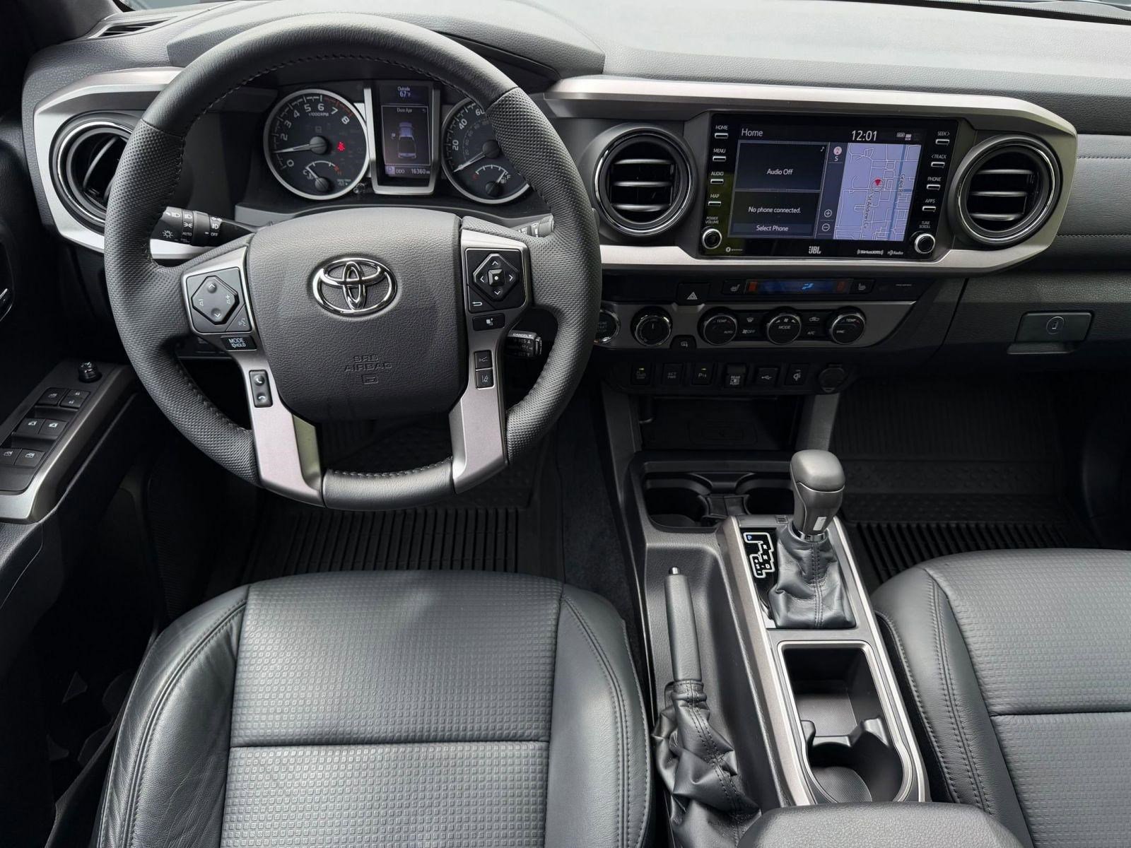 Used 2021 Toyota Tacoma Limited AWD/4WD image 26