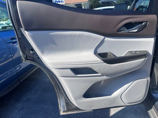 Used 2019 GMC Acadia SLT FWD image 10