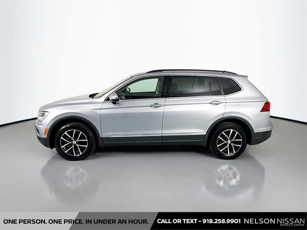 Used 2021 Volkswagen Tiguan SE image 8