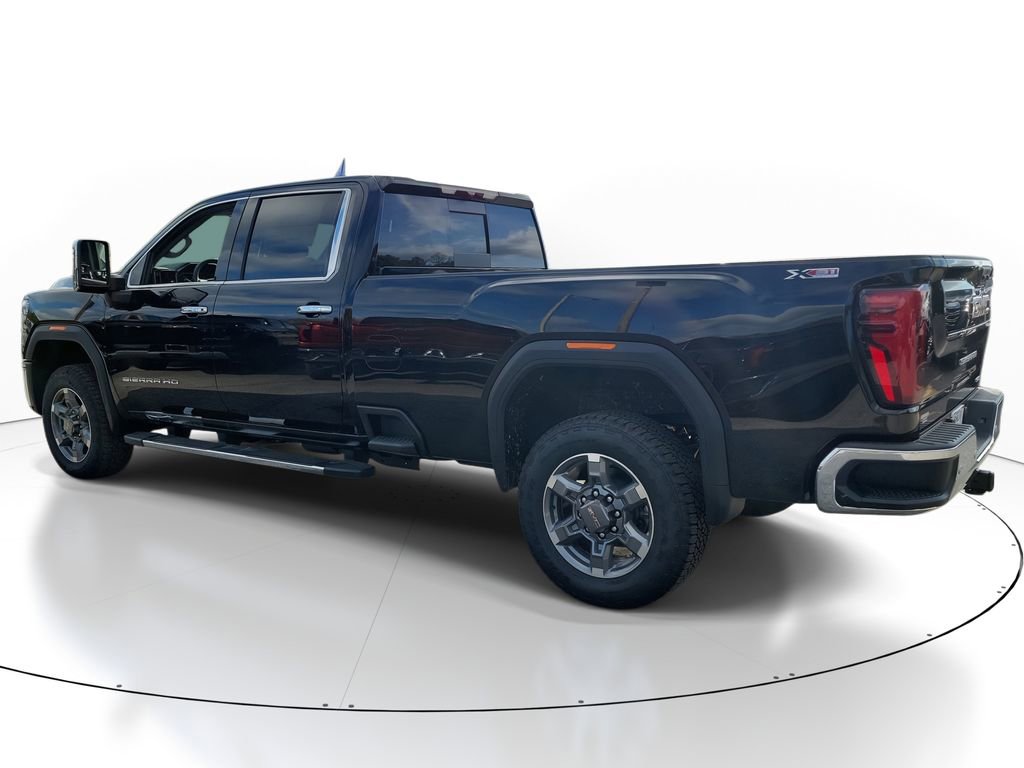 New 2025 GMC Sierra 3500 SLT w/ SLT Premium Package image 4
