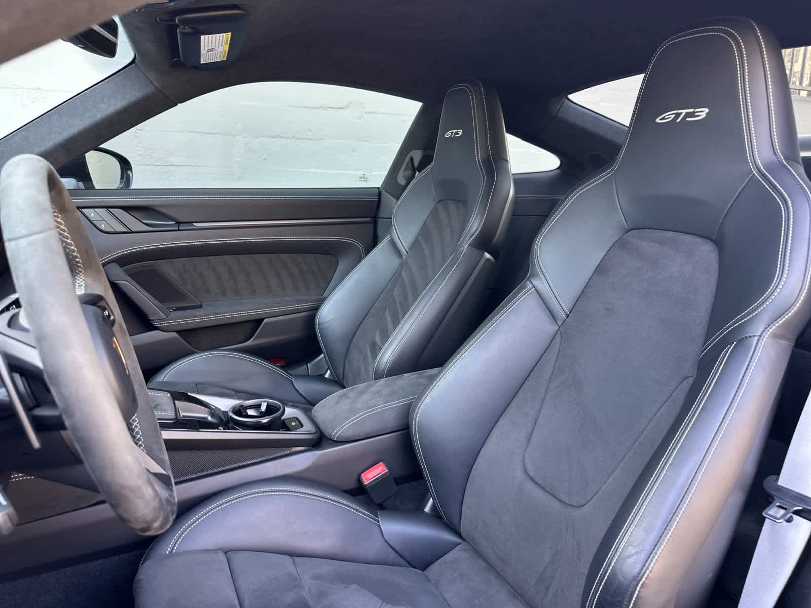 Certified 2022 Porsche 911 GT3 RWD image 5