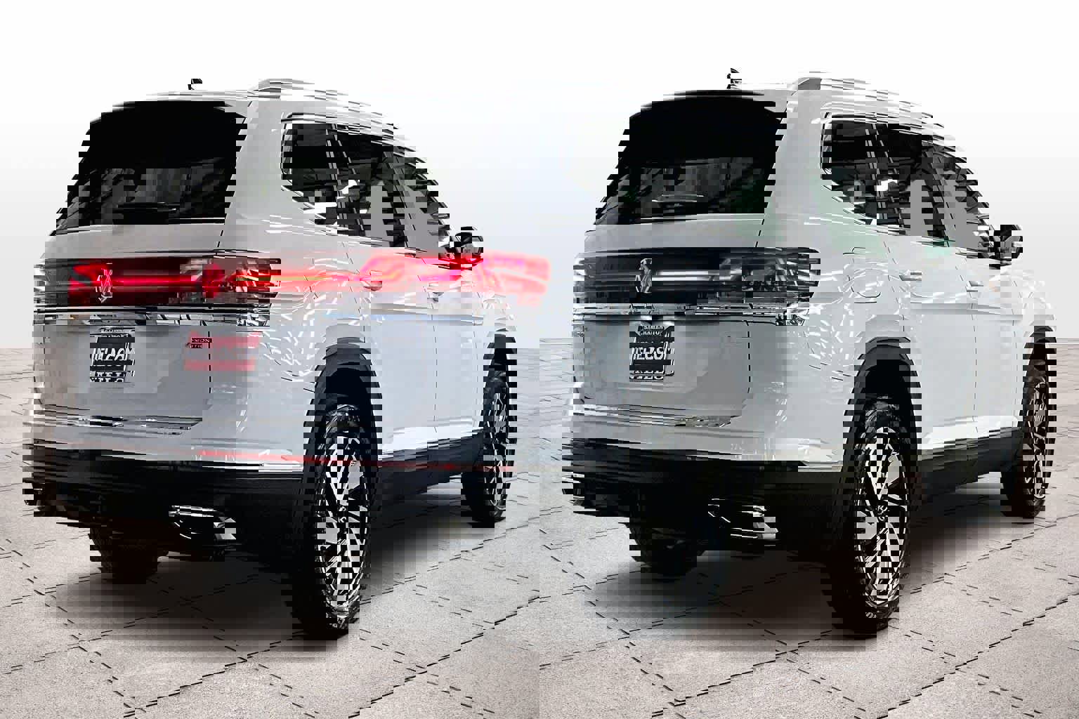 New 2026 Volkswagen Atlas SEL image 4