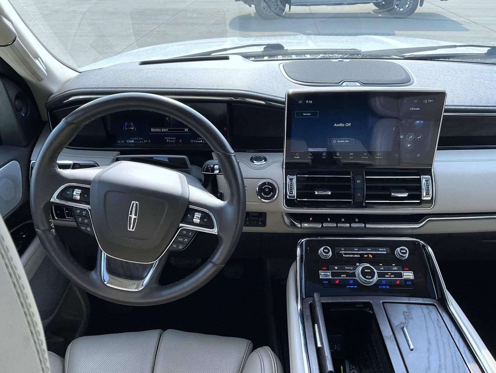 Certified 2023 Lincoln Navigator Reserve AWD/4WD image 14