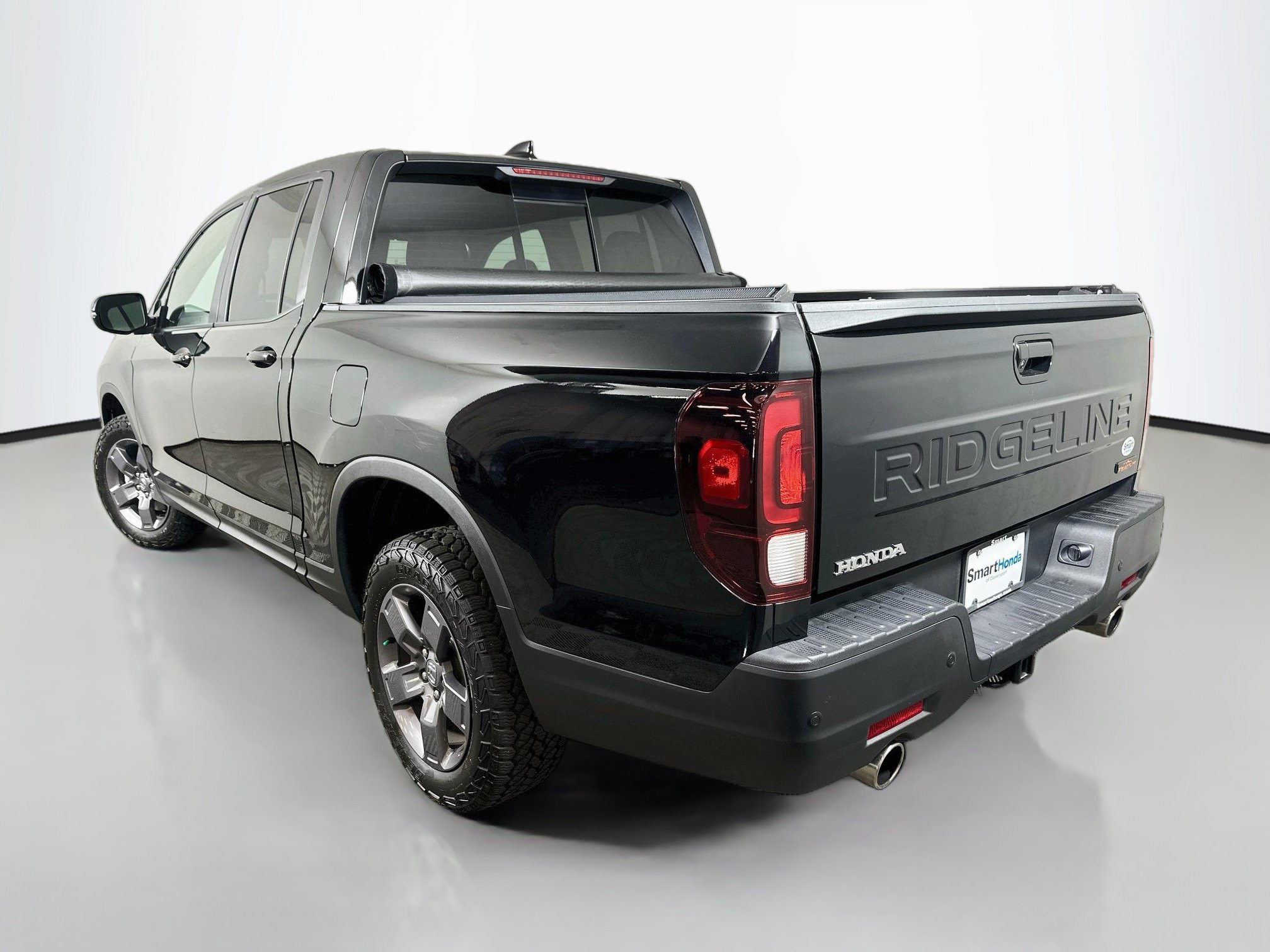 Used 2025 Honda Ridgeline TrailSport image 5