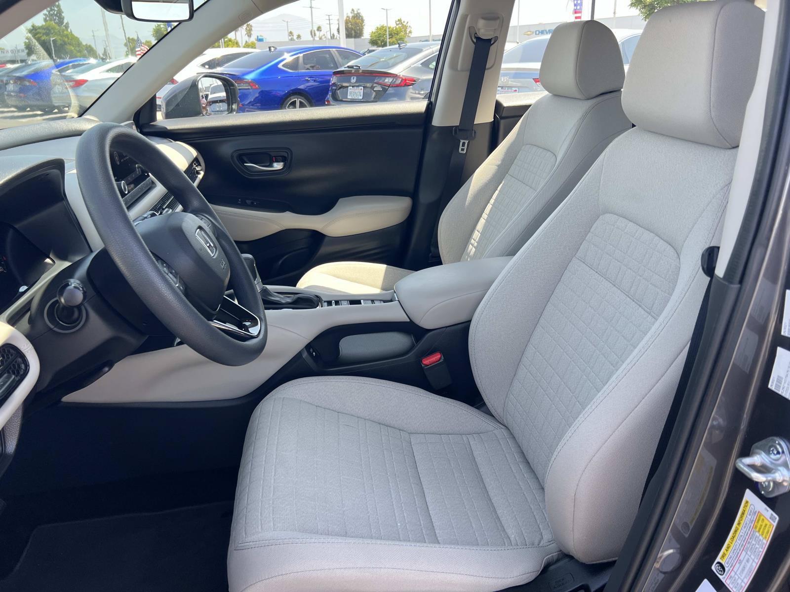 Certified 2025 Honda HR-V LX image 18