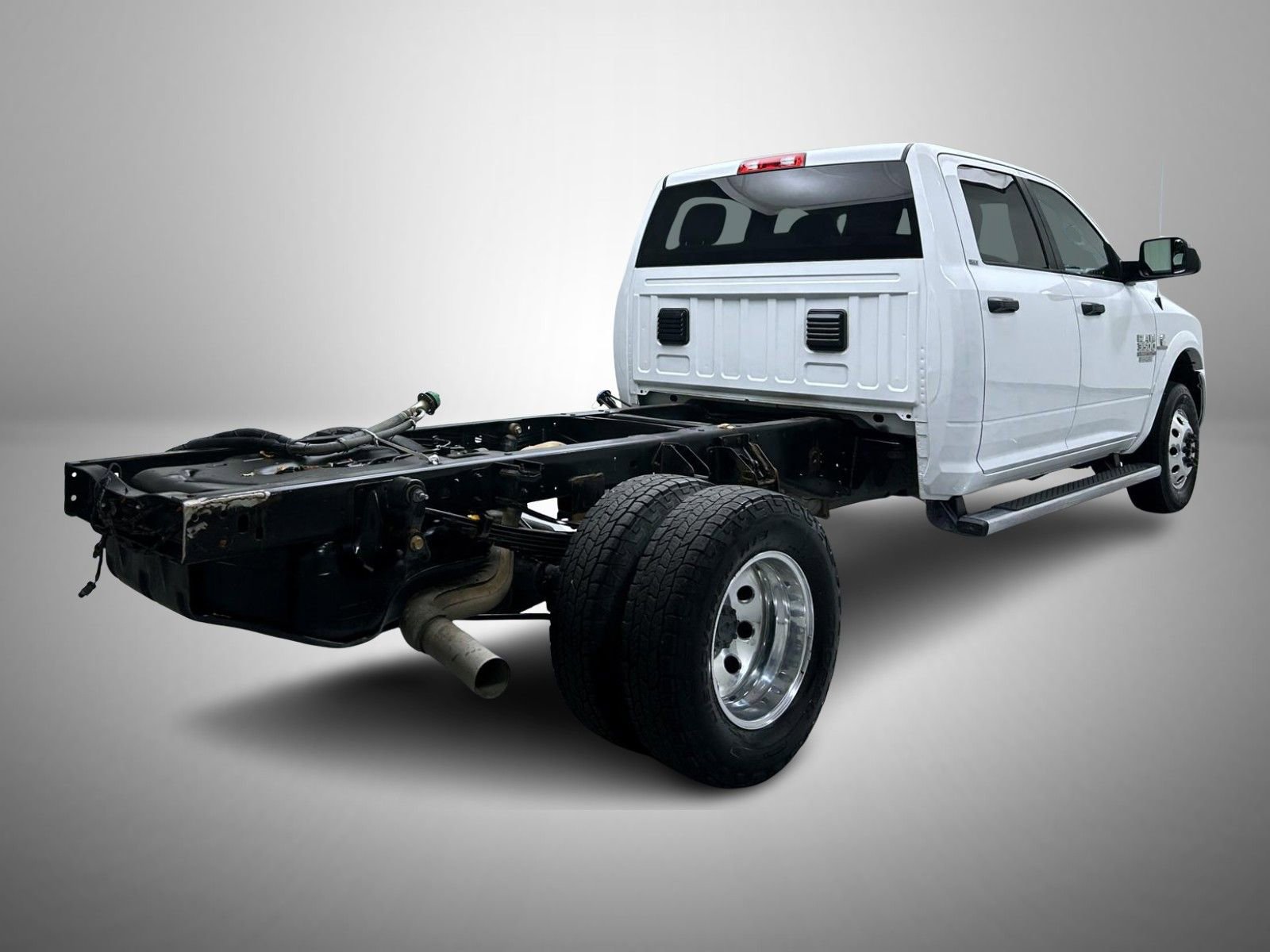 Used 2016 RAM 3500 SLT w/ Quick Order Package 29G SLT RWD image 5