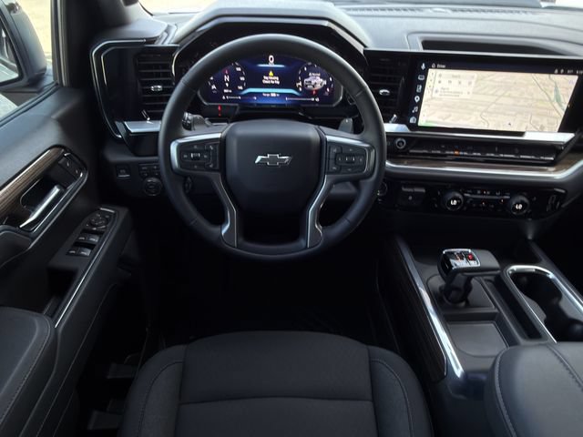 Certified 2026 Chevrolet Silverado 1500 LT Trail Boss w/ LPO, Dark Essentials Package AWD/4WD image 15