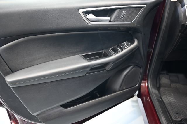 Used 2020 Ford Edge SEL w/ Convenience Package AWD/4WD image 24
