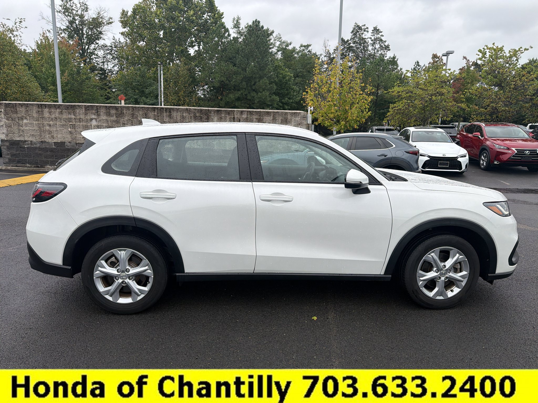 Used 2024 Honda HR-V LX image 8