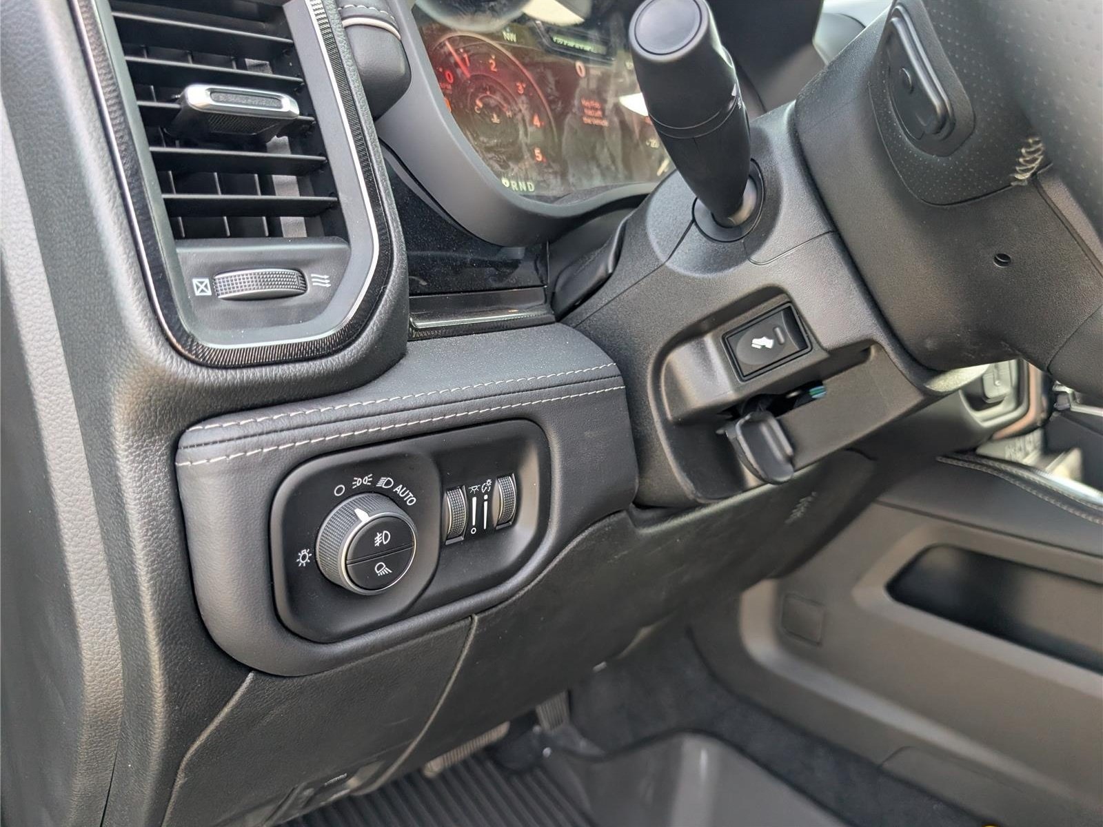 New 2026 RAM 2500 Rebel w/ Rebel Level 2 Equipment Group AWD/4WD image 21