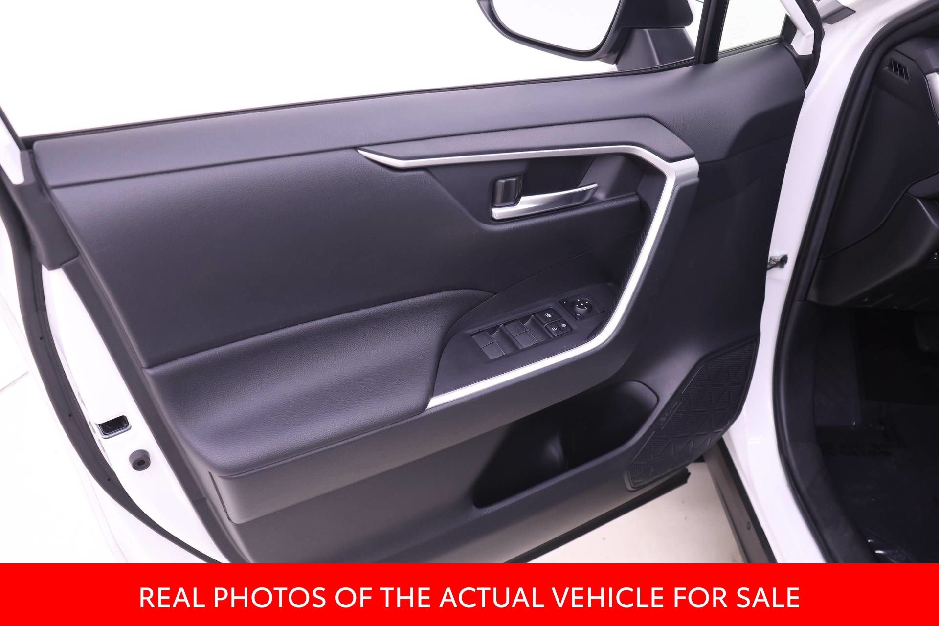 Certified 2024 Toyota RAV4 SE w/ Weather & Moonroof Package AWD/4WD image 9