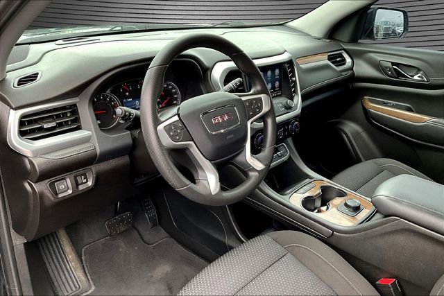 Used 2023 GMC Acadia SLE AWD/4WD image 16