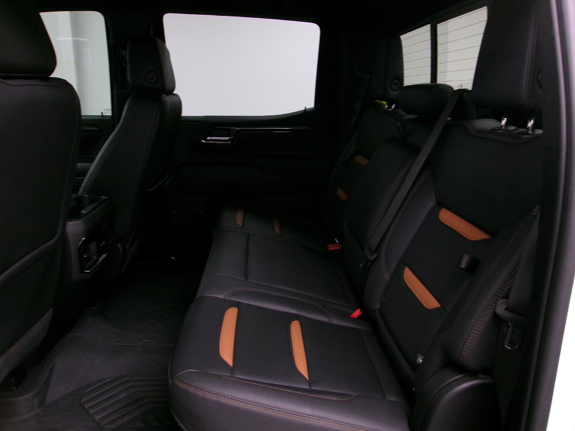 Certified 2023 GMC Sierra 1500 AT4 w/ Technology Package image 9