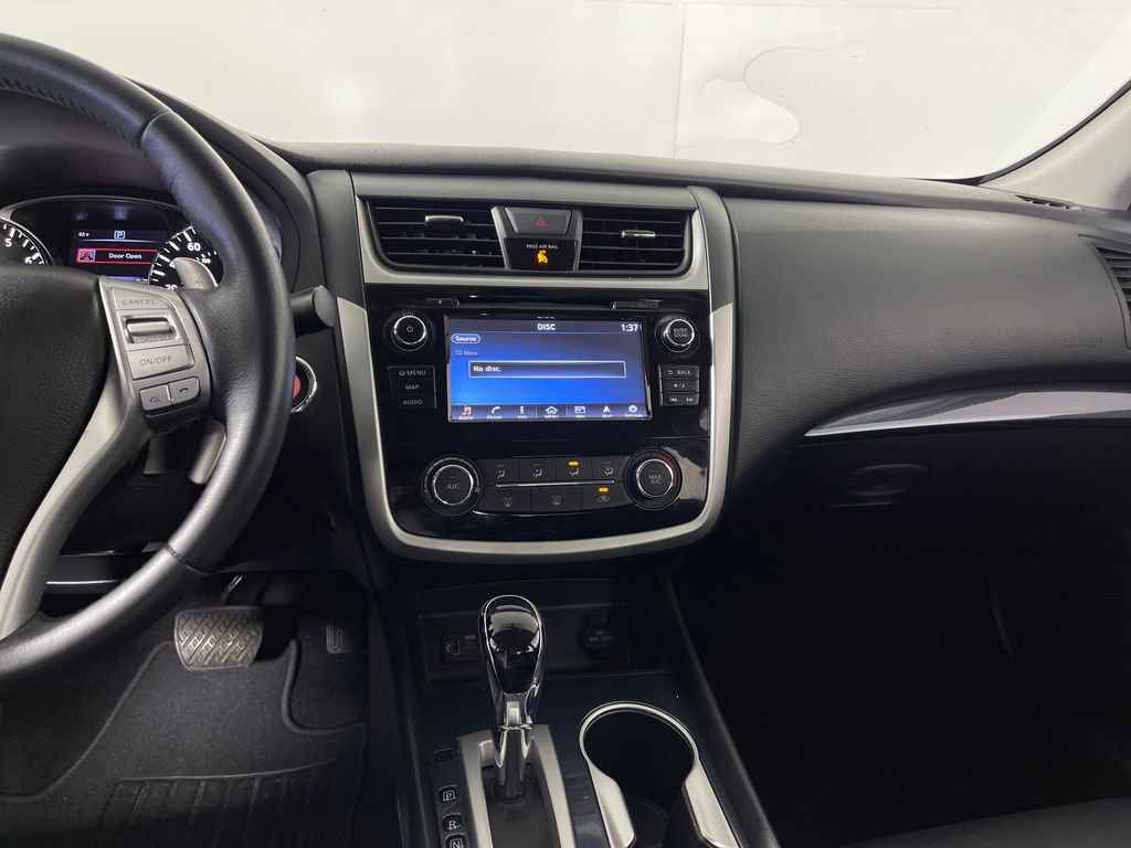 Used 2018 Nissan Altima 2.5 SR w/ SR Midnight Edition FWD image 15