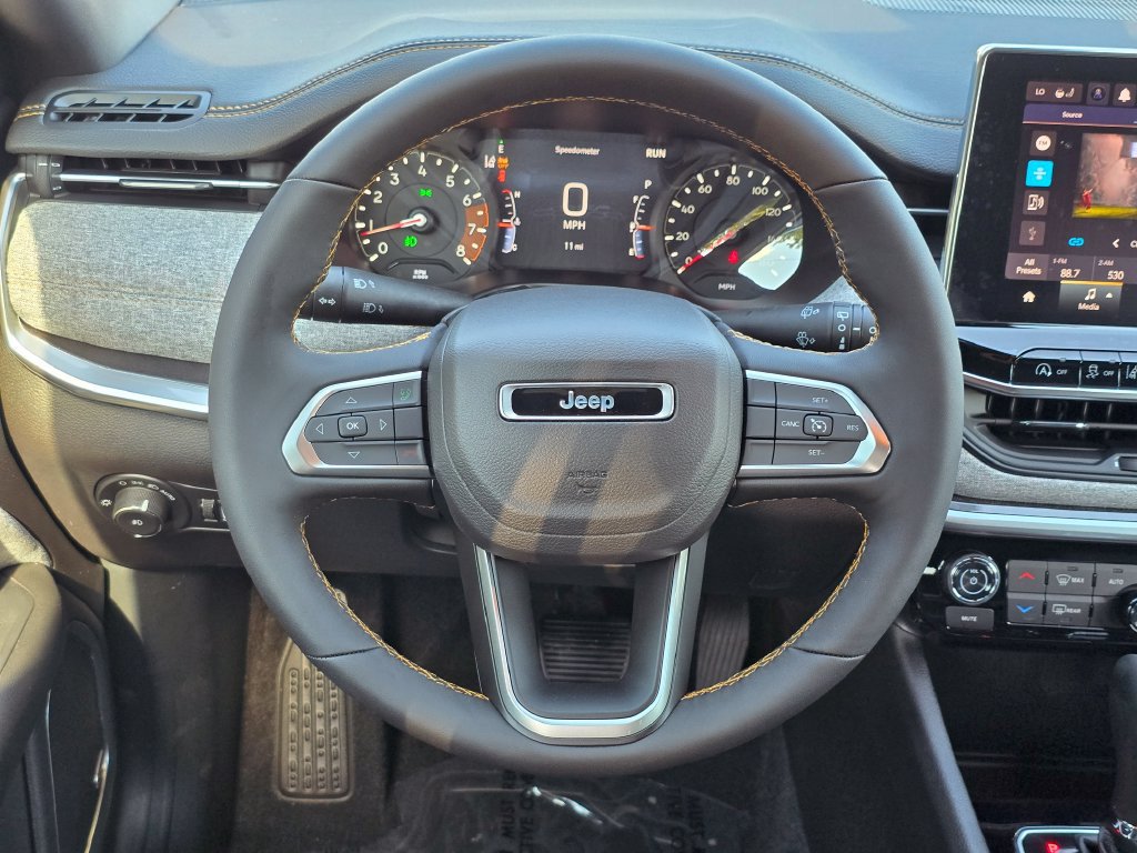 New 2026 Jeep Compass Latitude AWD/4WD image 7