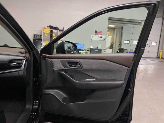 Certified 2023 Nissan Rogue S AWD/4WD image 28