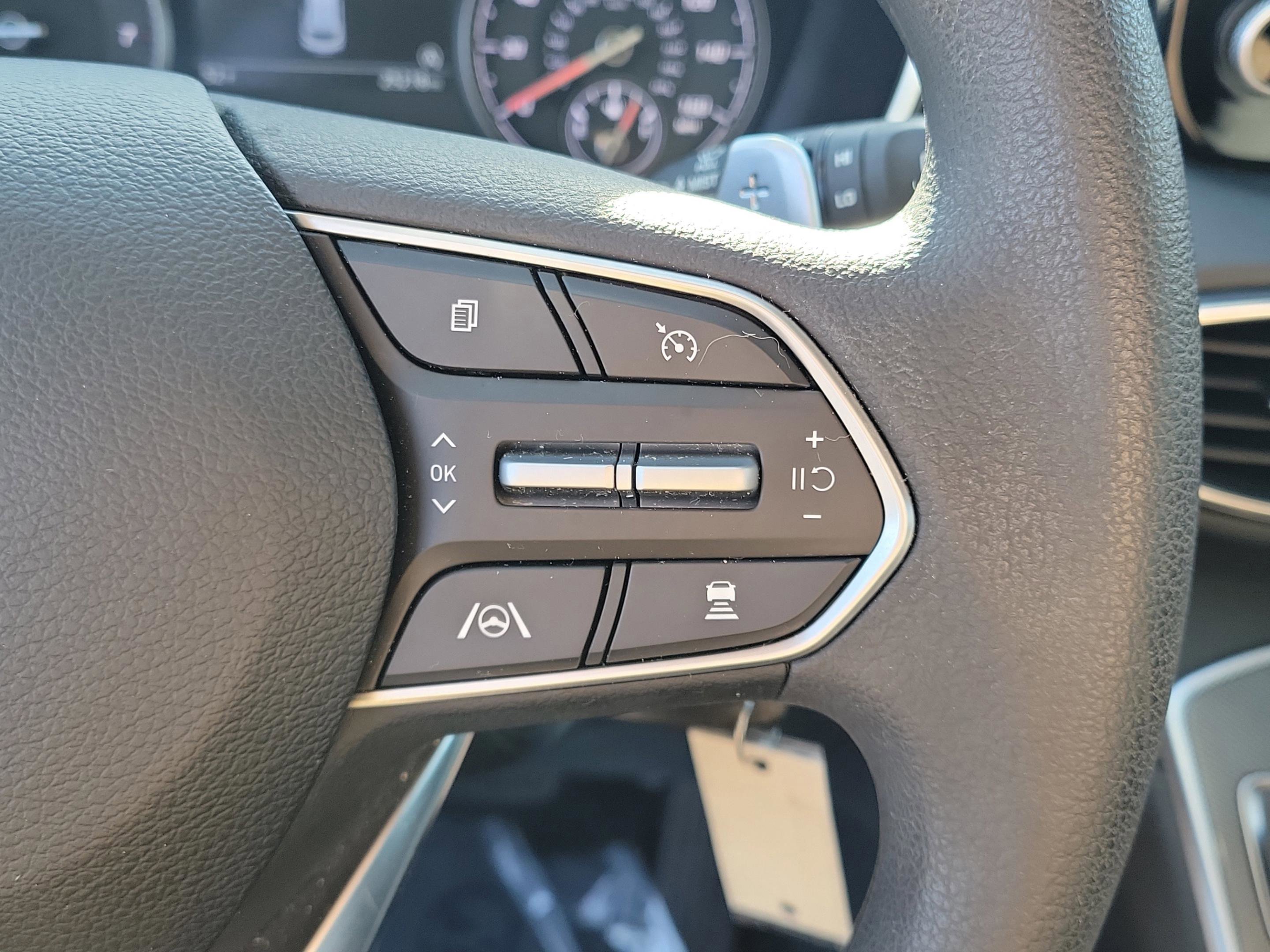 Used 2023 Hyundai Santa Fe SE image 25