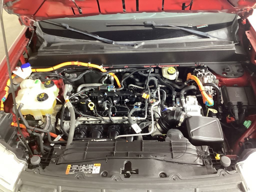 Used 2022 Ford Maverick Lariat w/ Lariat Luxury Package FWD image 32