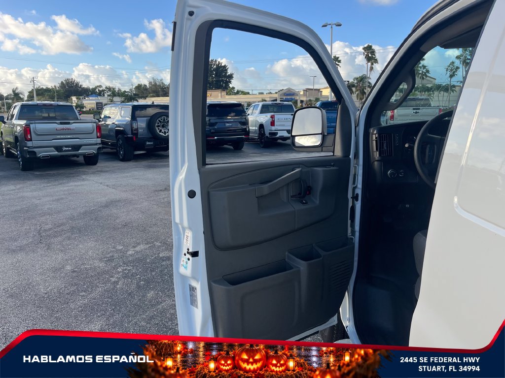 Used 2025 GMC Savana 2500 w/ Driver Convenience Package RWD image 11