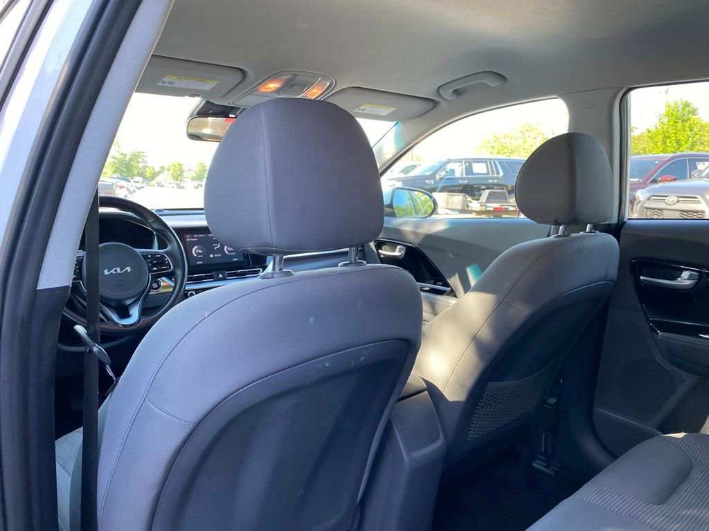 Used 2022 Kia Niro LXS w/ Digital Cluster Package FWD image 29