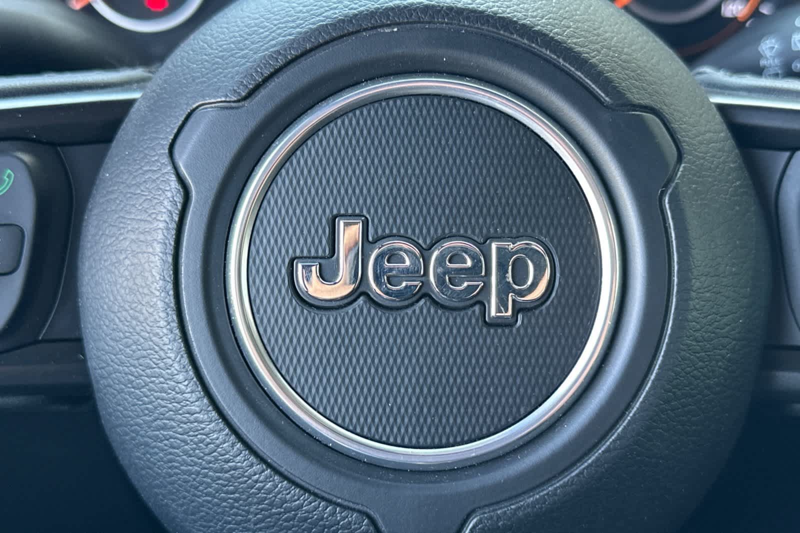 Used 2023 Jeep Wrangler Sport AWD/4WD image 29